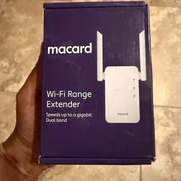 MACARD RE1200 Dual Band Wi-Fi WiFi Extender with 1Gbps Ethernet Port - Picture 1 of 8